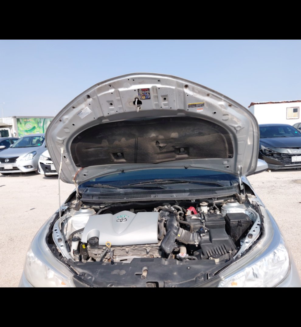 تويوتا يارس Y FLT 2022 image