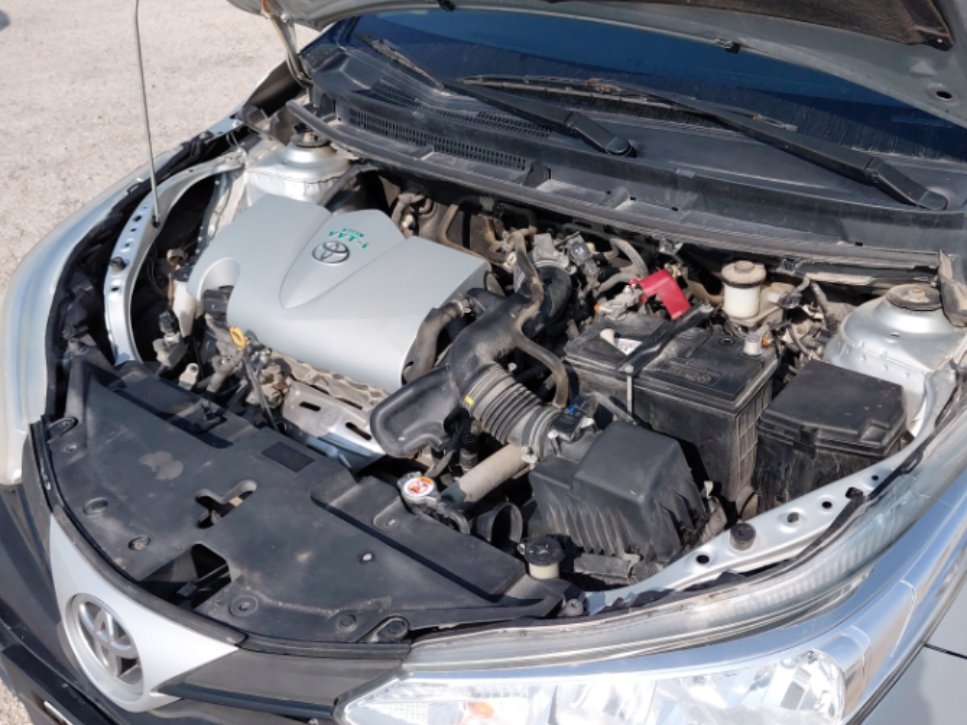 تويوتا يارس Y FLT 2022 image