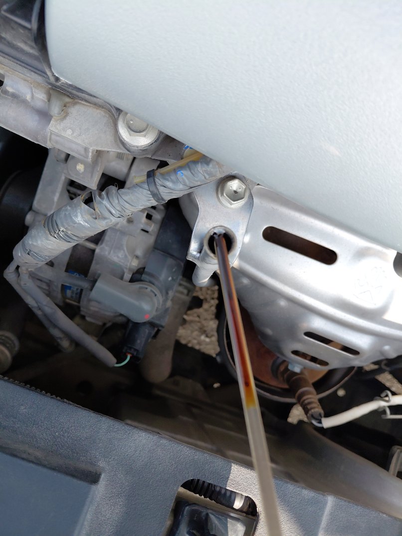 تويوتا يارس Y FLT 2022 image