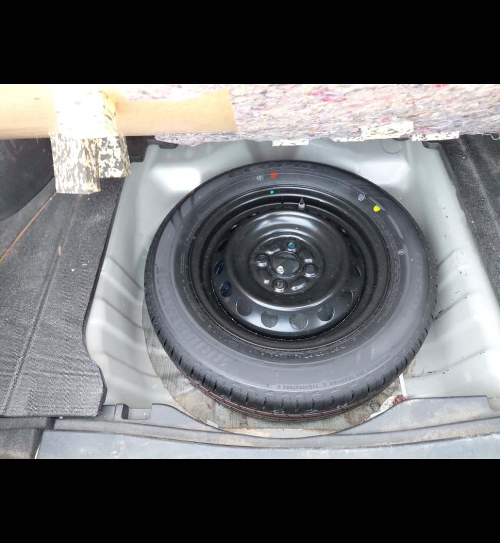 تويوتا يارس Y FLT 2022 image