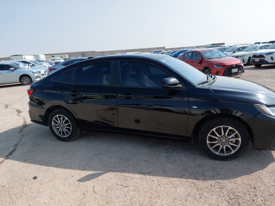 تويوتا يارس Y 2024 image