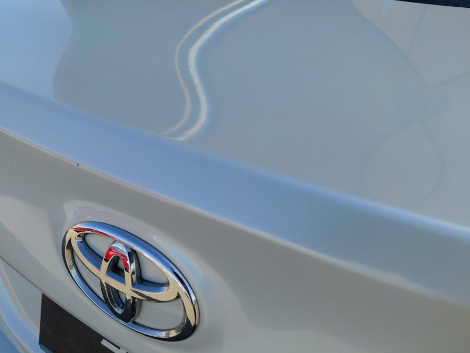 تويوتا يارس Y FLT2 2022 image