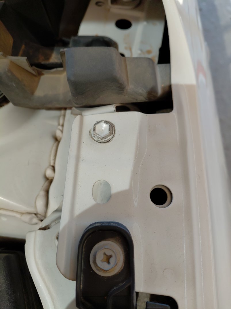 تويوتا يارس Y FLT2 2022 image