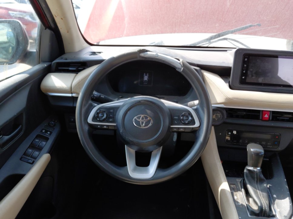 تويوتا يارس Y PLUS  2023 image