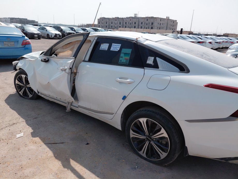 كيا K8 ال اكس 2024 image