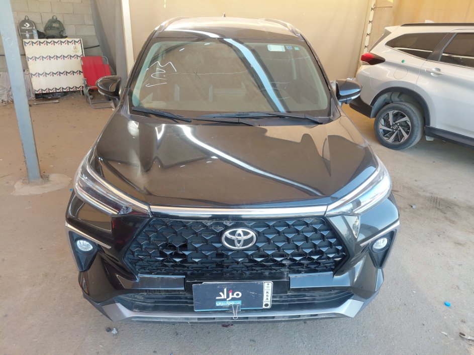 تويوتا فيلوز GLX 2024