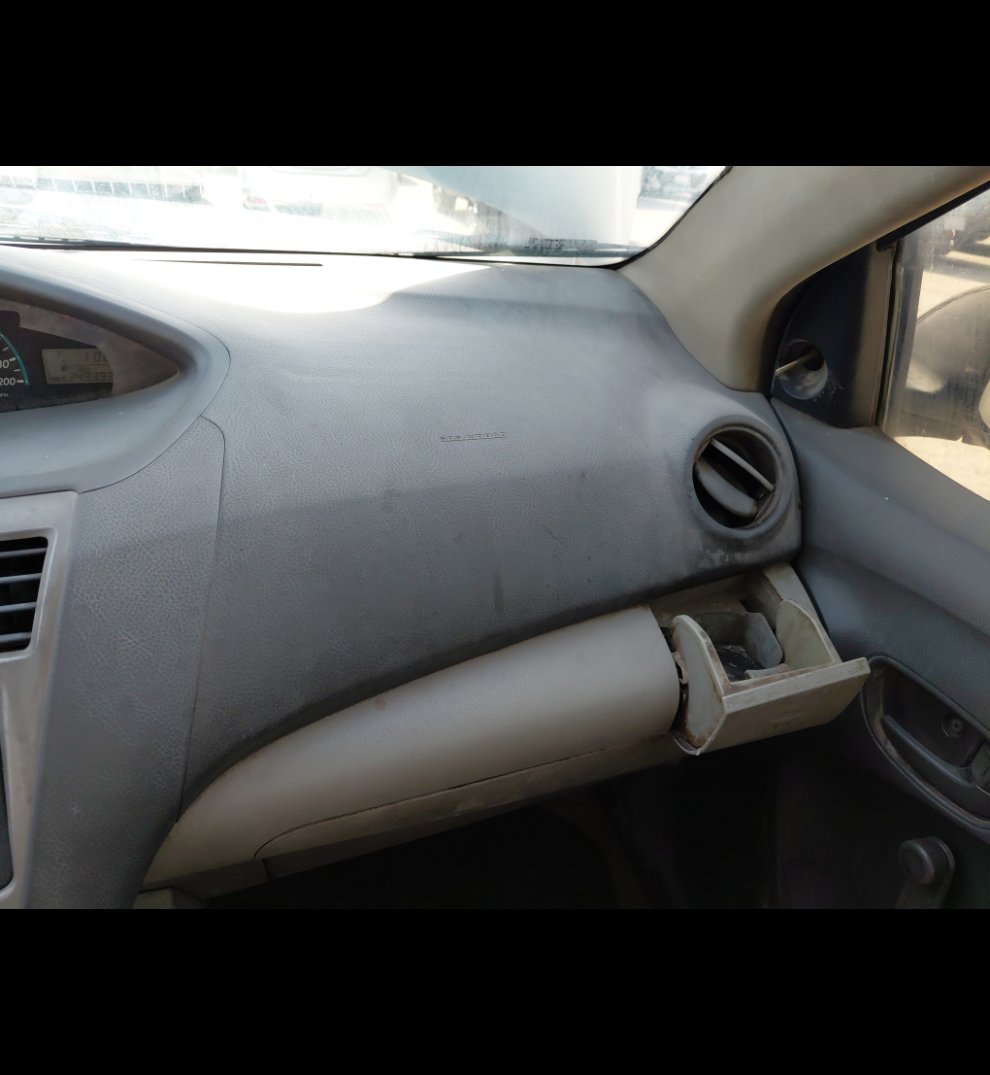 تويوتا يارس  2012 image