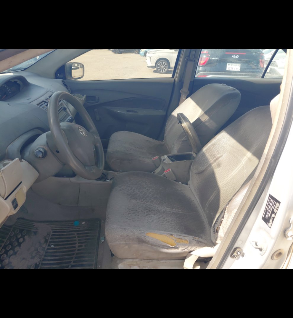 تويوتا يارس  2012 image