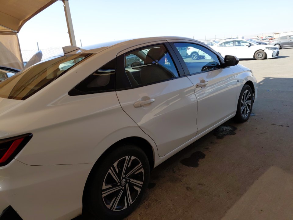 تويوتا يارس Y PLUS 2024 image