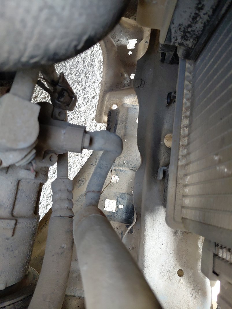 تويوتا يارس  2010 image