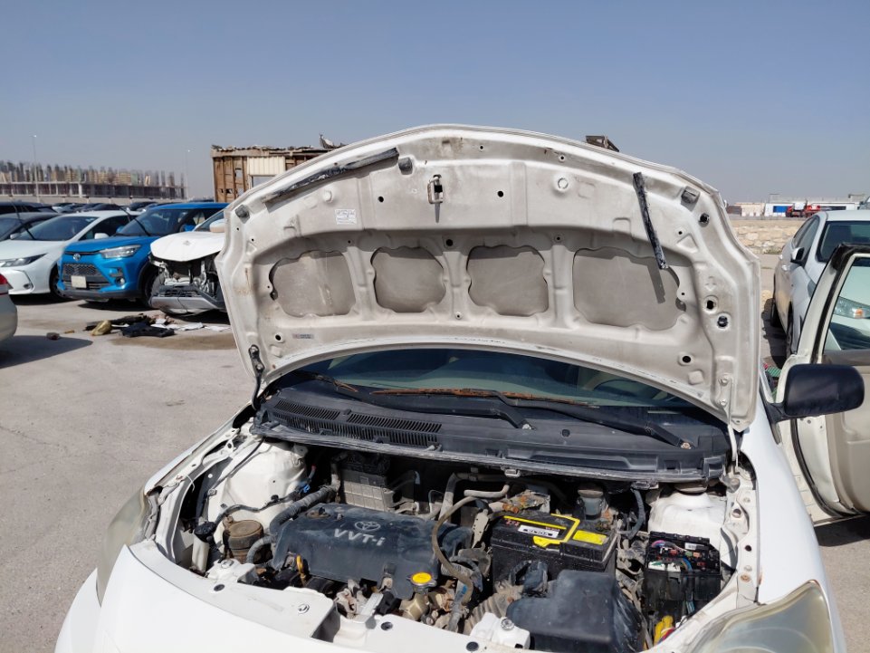 تويوتا يارس  2010 image