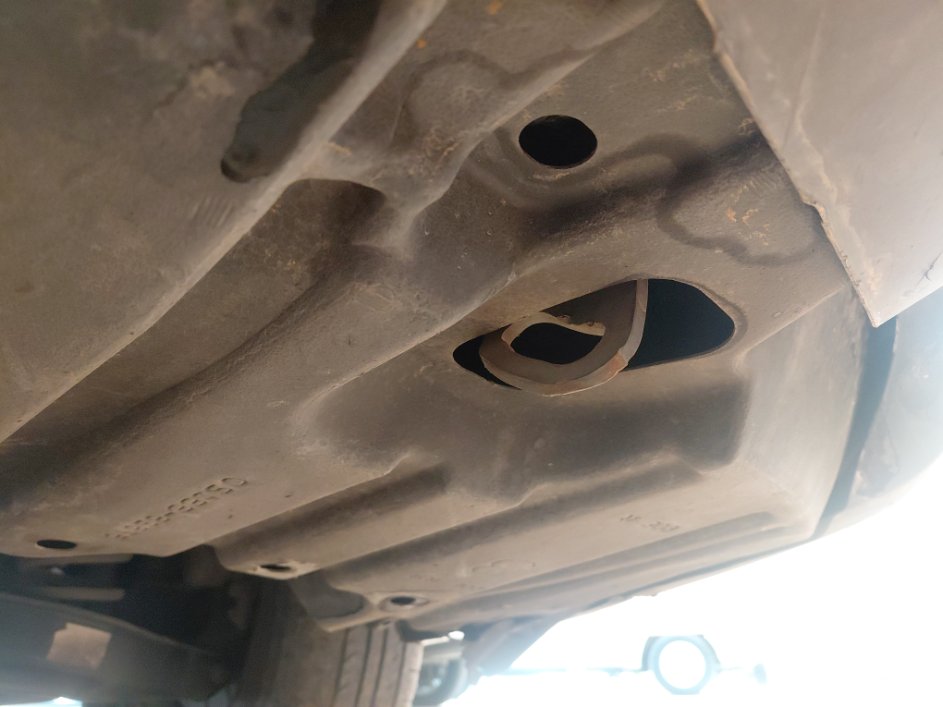 تويوتا كامري LE HEV 2019 image