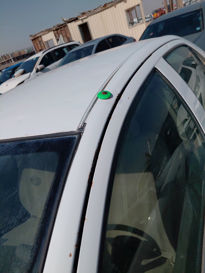 تويوتا يارس  2010 image