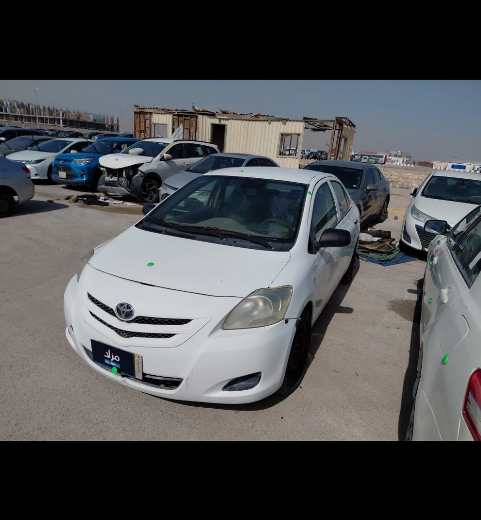 تويوتا يارس  2010 image