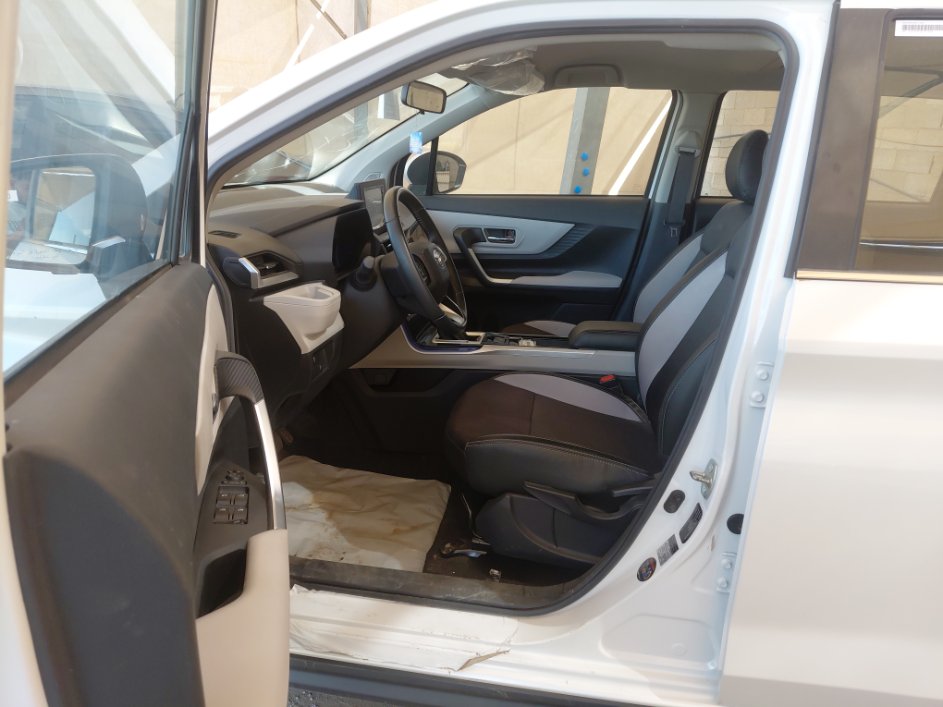 تويوتا فيلوز GLX 2024 image