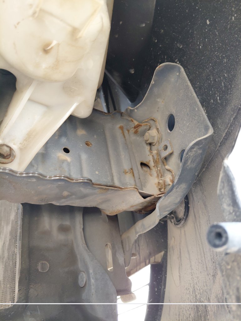 تويوتا يارس  2010 image