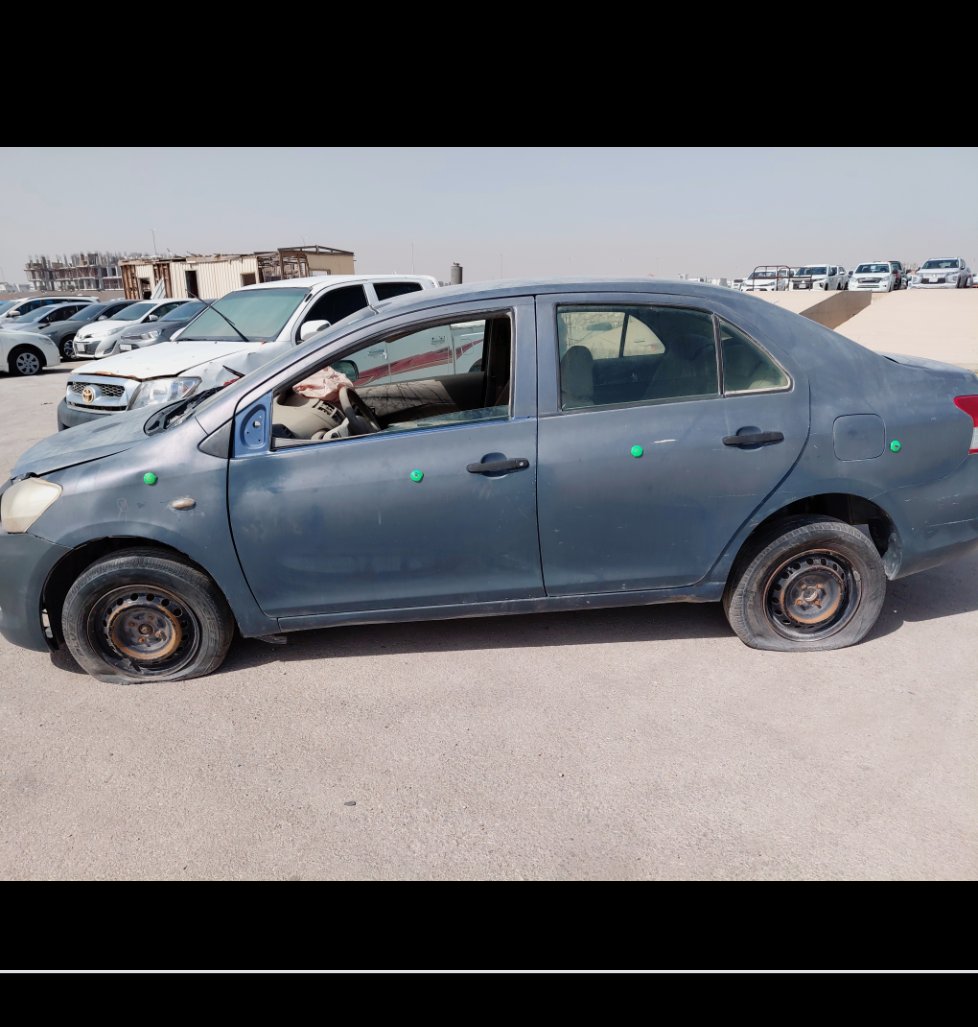 تويوتا يارس  2010 image