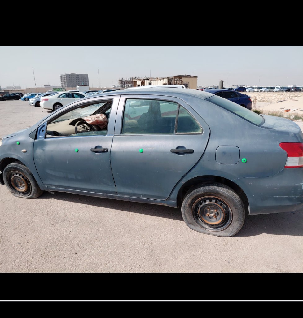 تويوتا يارس  2010 image