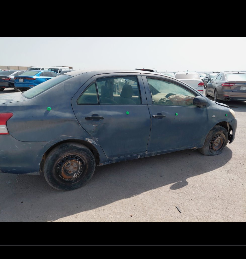 تويوتا يارس  2010 image