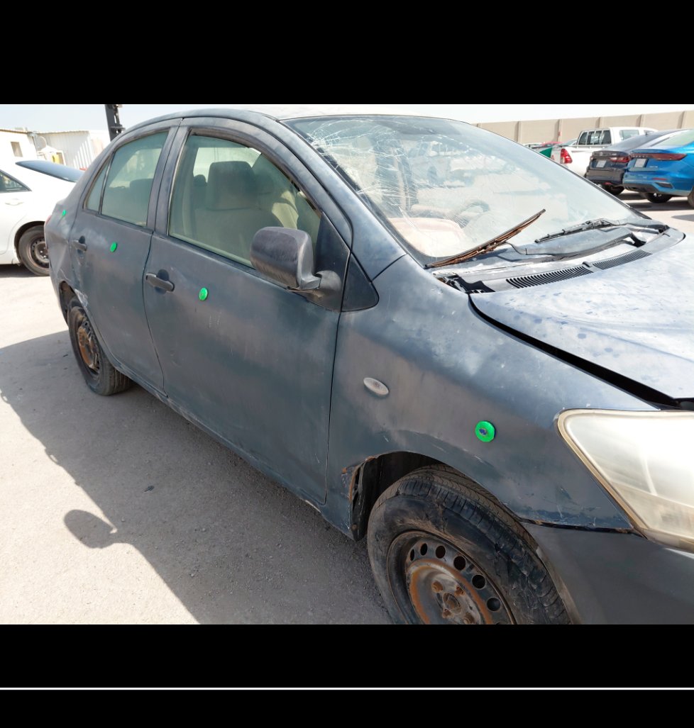 تويوتا يارس  2010 image