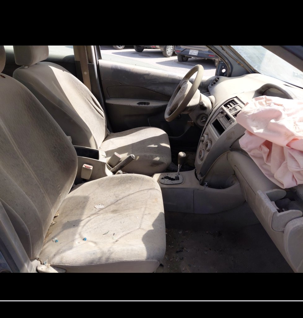 تويوتا يارس  2010 image