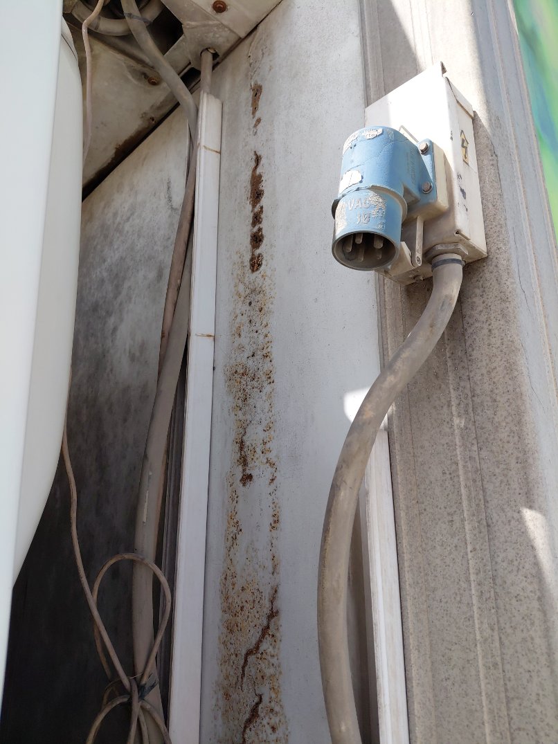 تويوتا دينا  2012 image