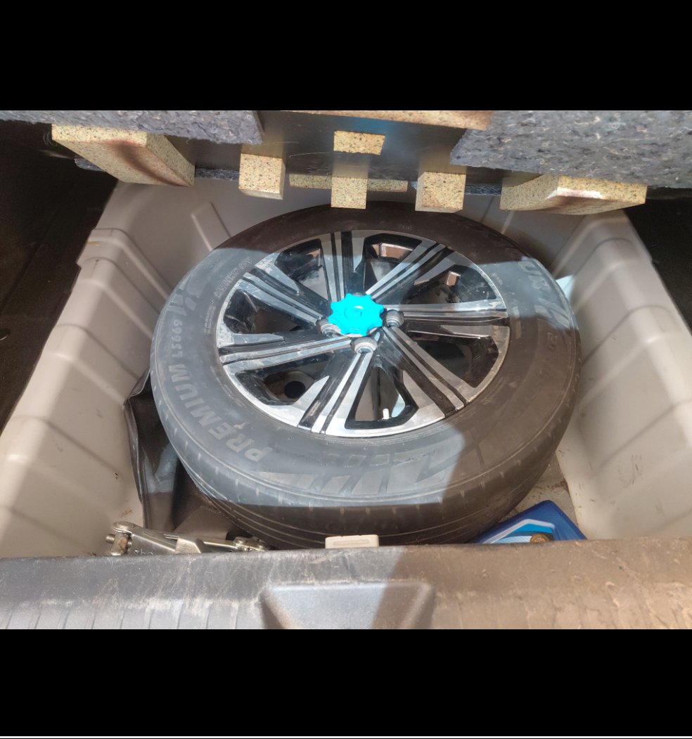 تويوتا يارس Y PLUS 2024 image