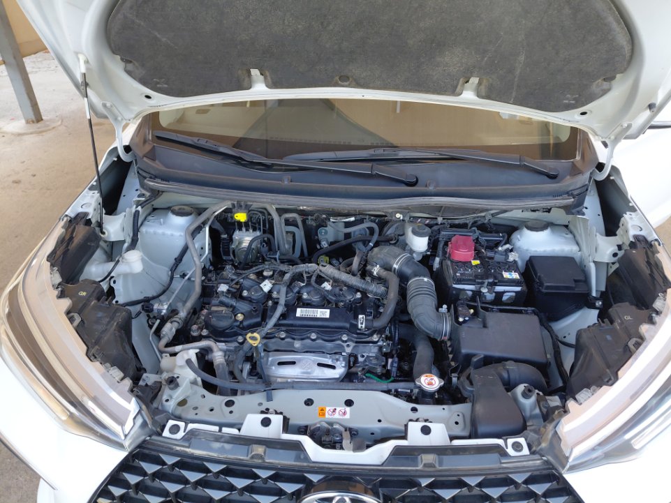 تويوتا فيلوز GLX 2024 image