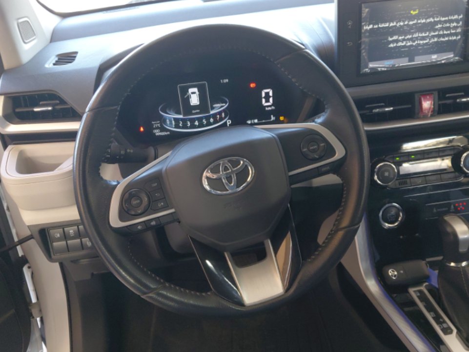 تويوتا فيلوز GLX 2024 image