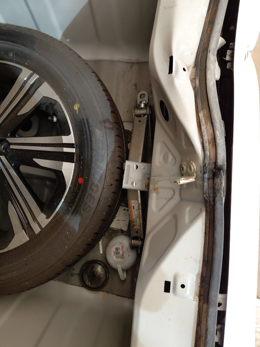 تويوتا يارس Y PLUS 2024 image