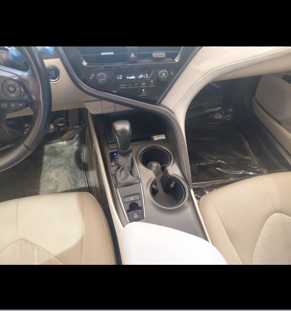 Toyota Camry GLE -  2024 image