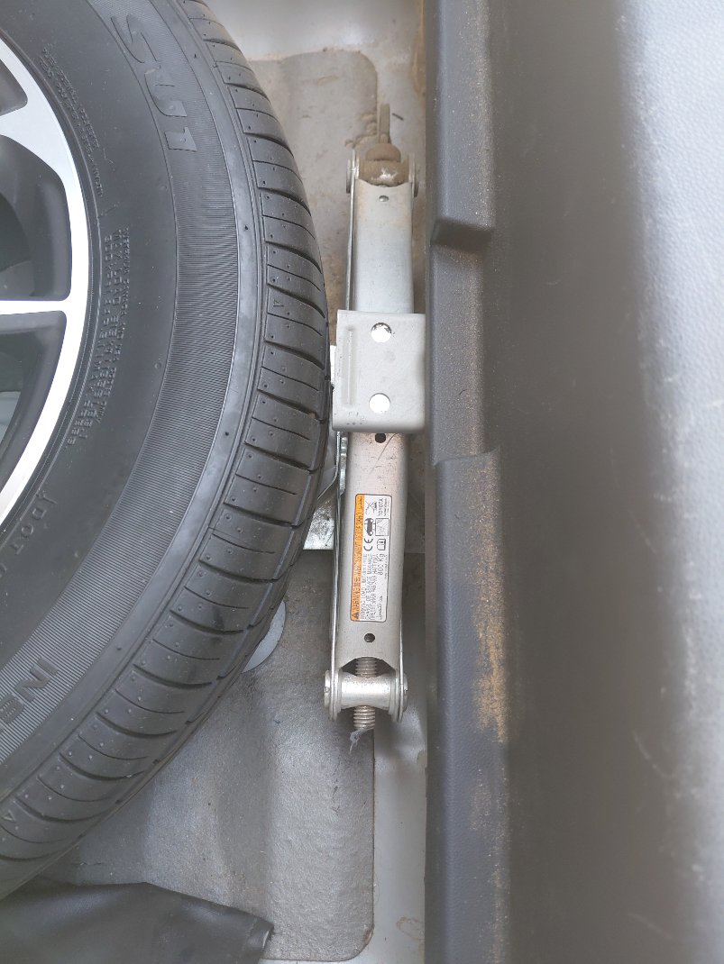 تويوتا يارس  2023 image