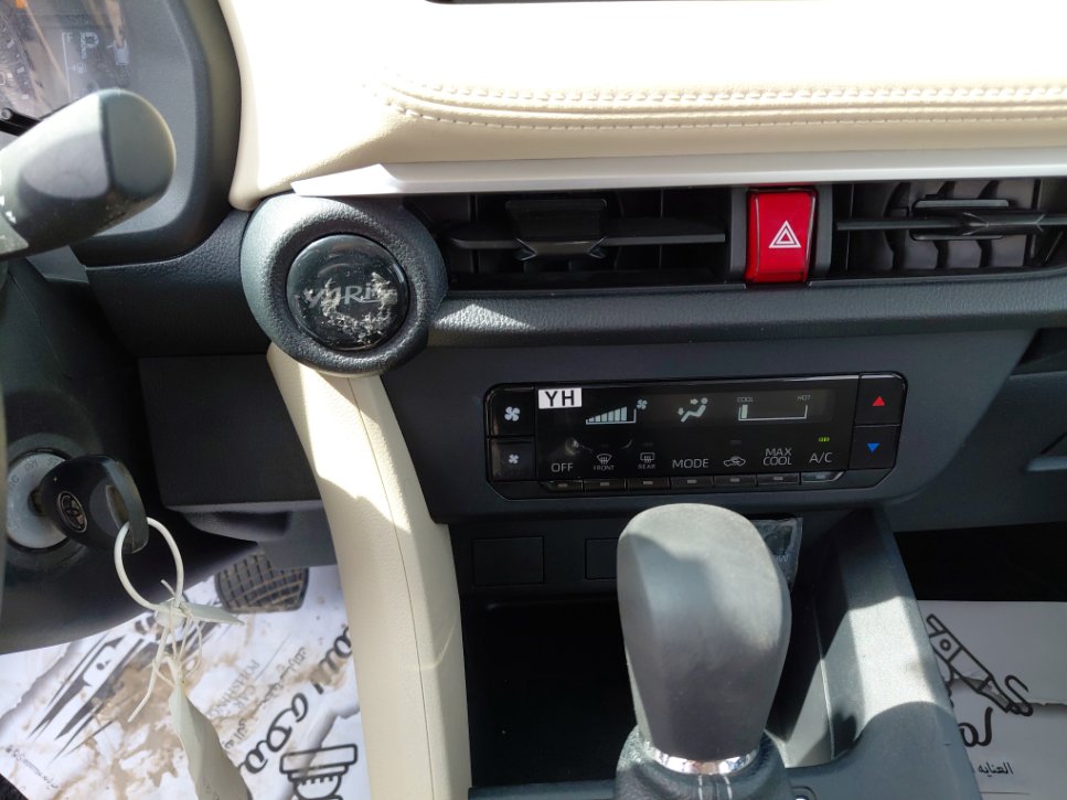 تويوتا يارس  2023 image