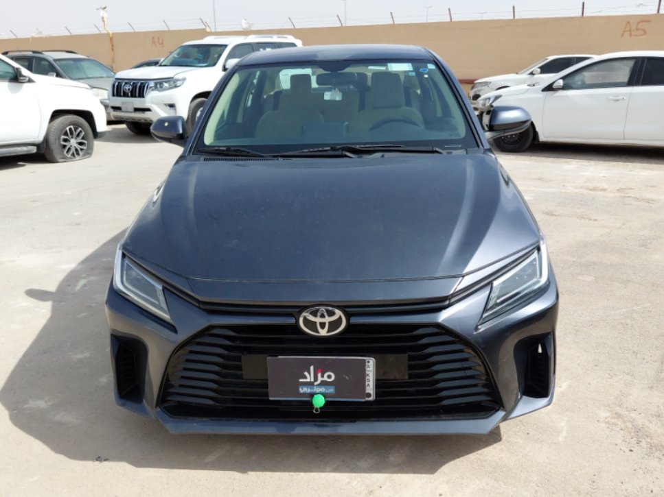 تويوتا يارس  2023
