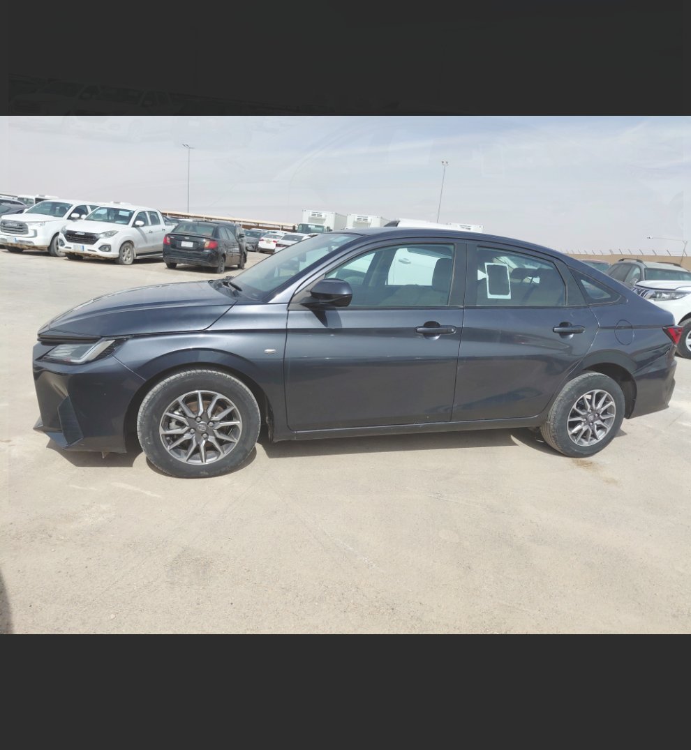 تويوتا يارس  2023 image