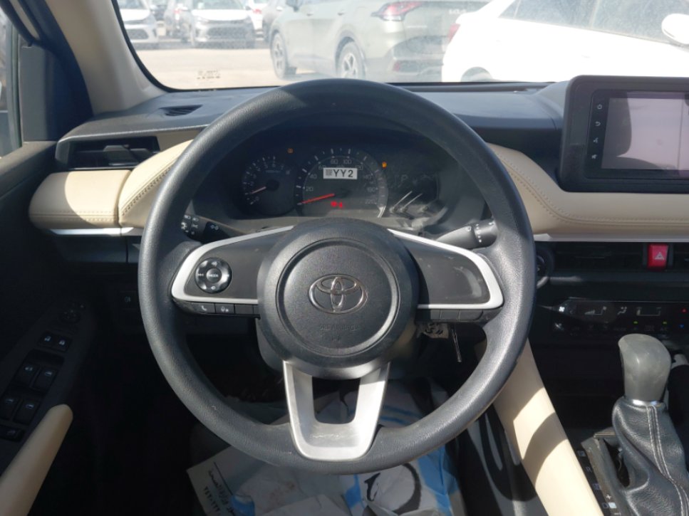 تويوتا يارس  2023 image