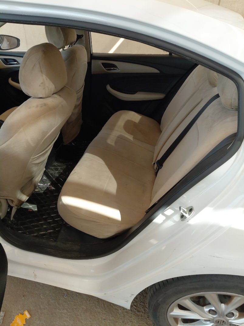 إم جي 5  2021 image