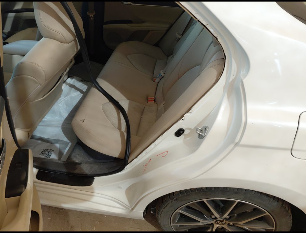 تويوتا كامري GLE HEV  2021 image