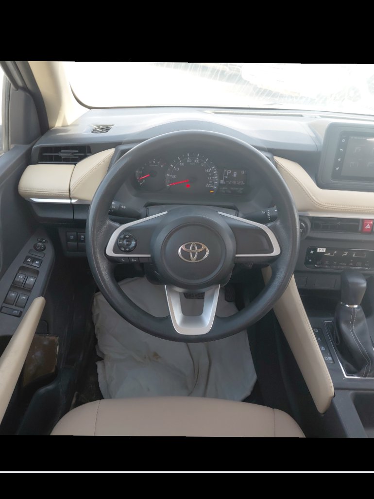 تويوتا يارس  2023 image