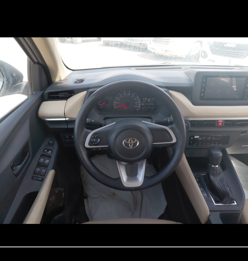 تويوتا يارس  2023 image