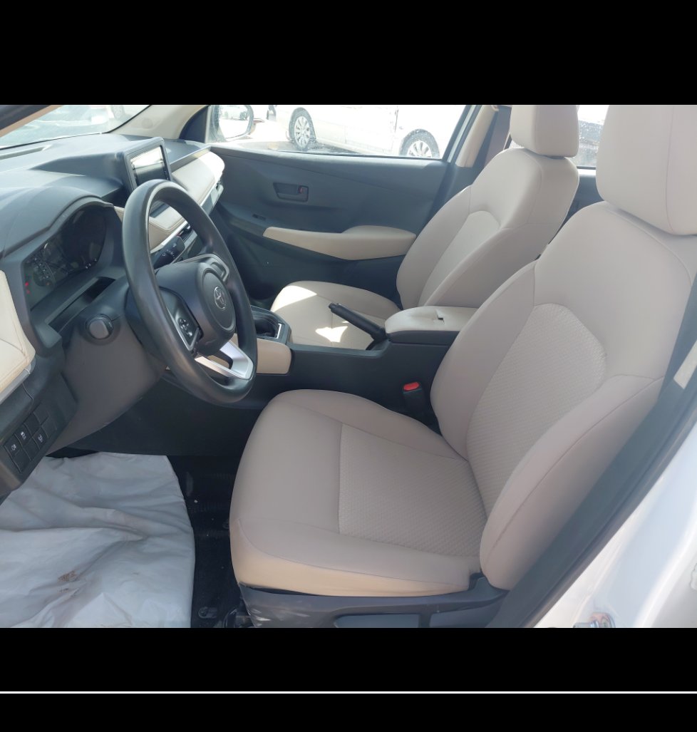 تويوتا يارس  2023 image