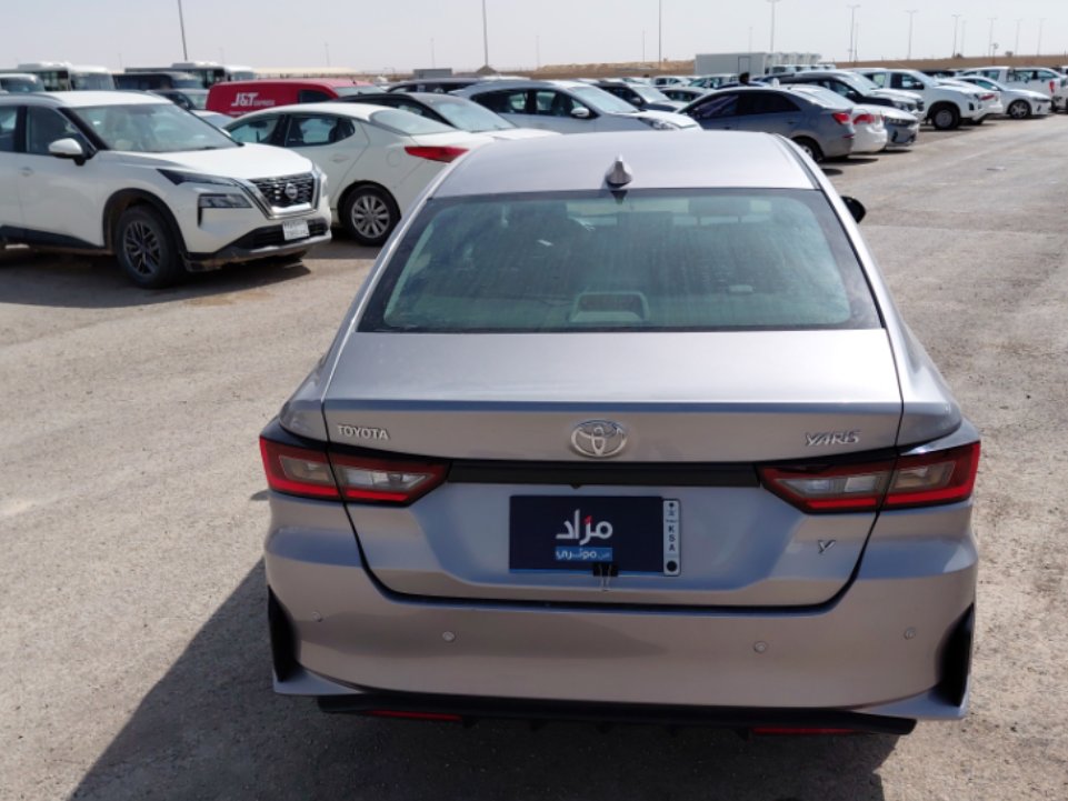 تويوتا يارس  2023 image