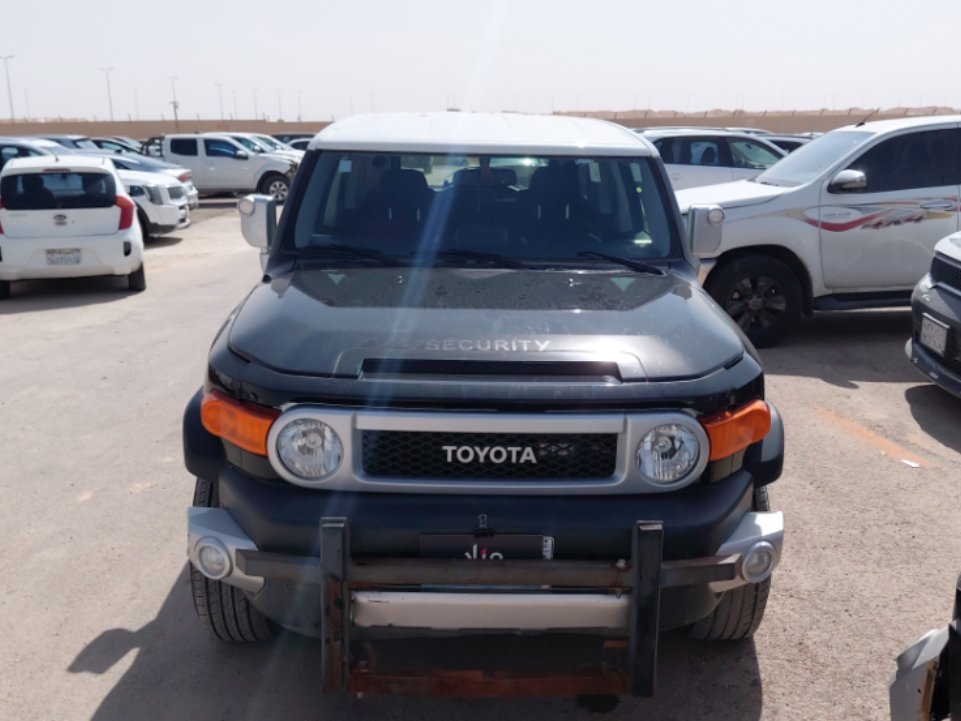 تويوتا إف جي كروزر  2022