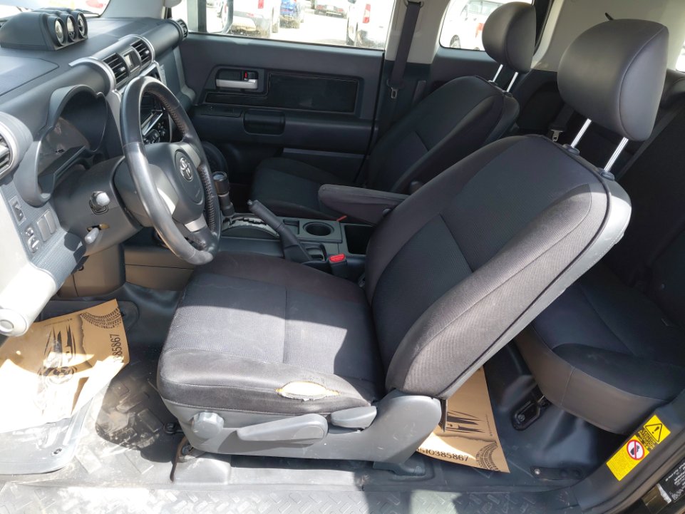 تويوتا إف جي كروزر  2022 image