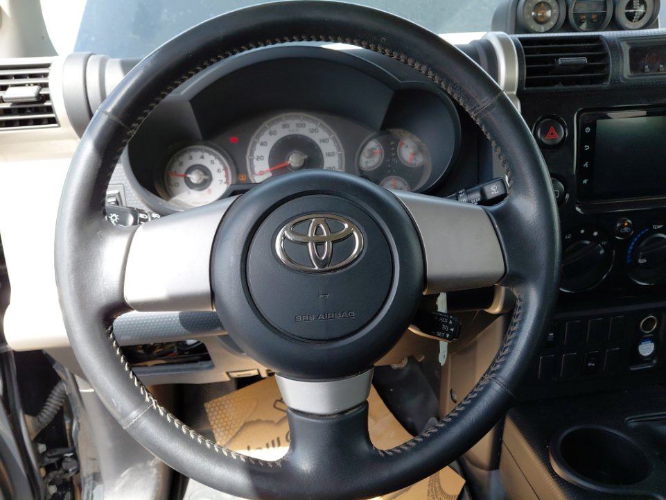 تويوتا إف جي كروزر  2022 image