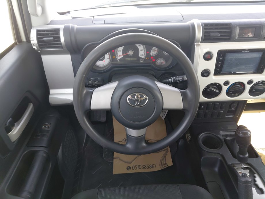 تويوتا إف جي كروزر  2022 image