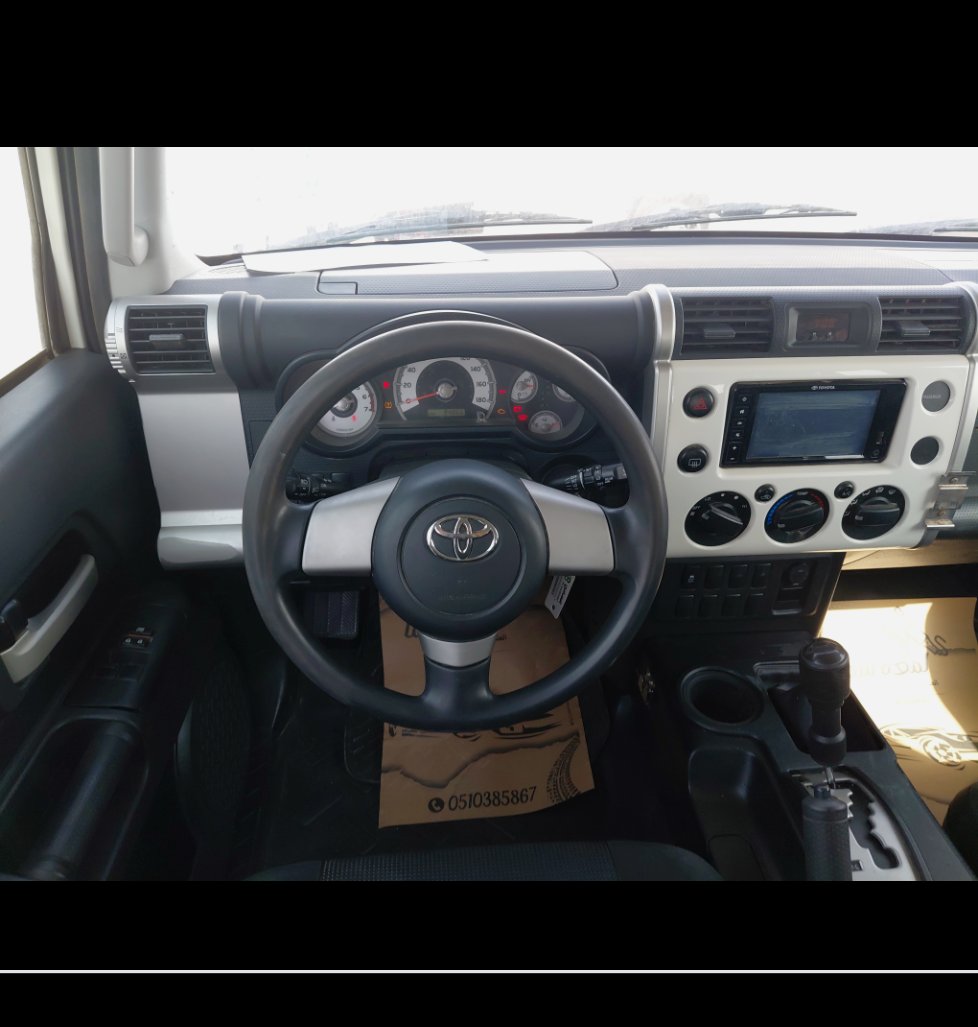 تويوتا إف جي كروزر  2022 image