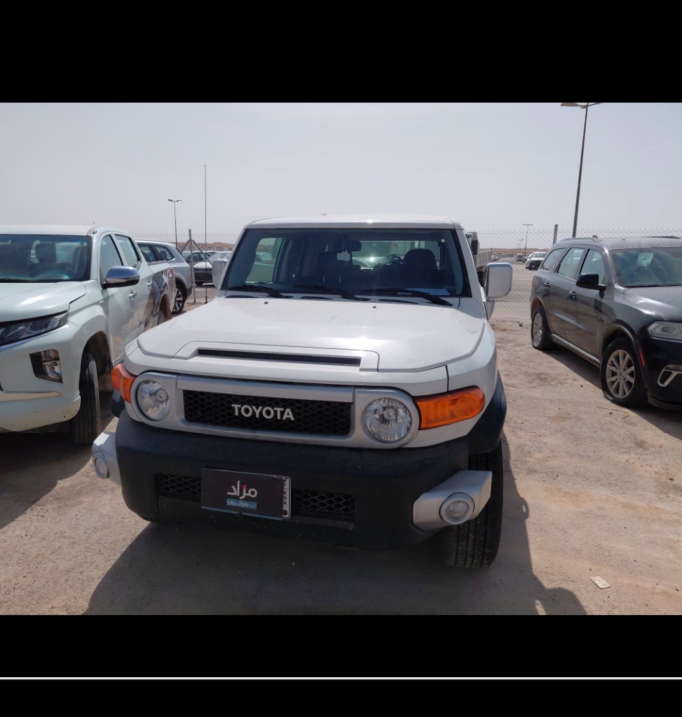 تويوتا إف جي كروزر  2022 image