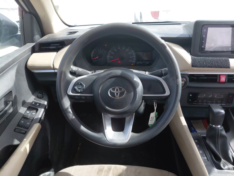 تويوتا يارس  2023 image