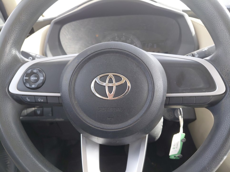 تويوتا يارس  2023 image